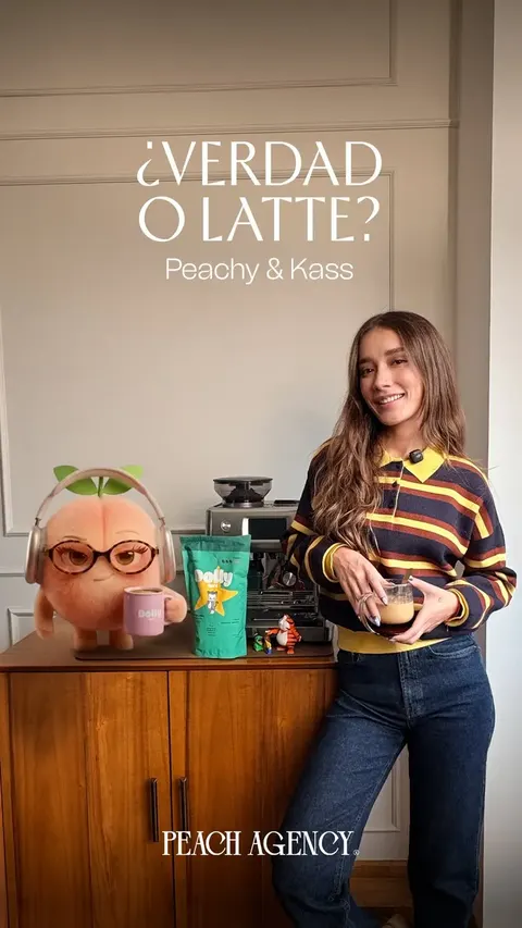 Peachy en casa de Kass Quezada para ¿Verdad o Latte?